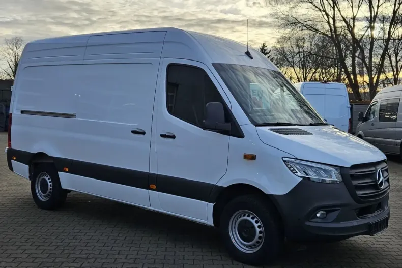 Mercedes-Benz Sprinter din 2024 cu 22.897 km - oferta MER174300 - foto 11