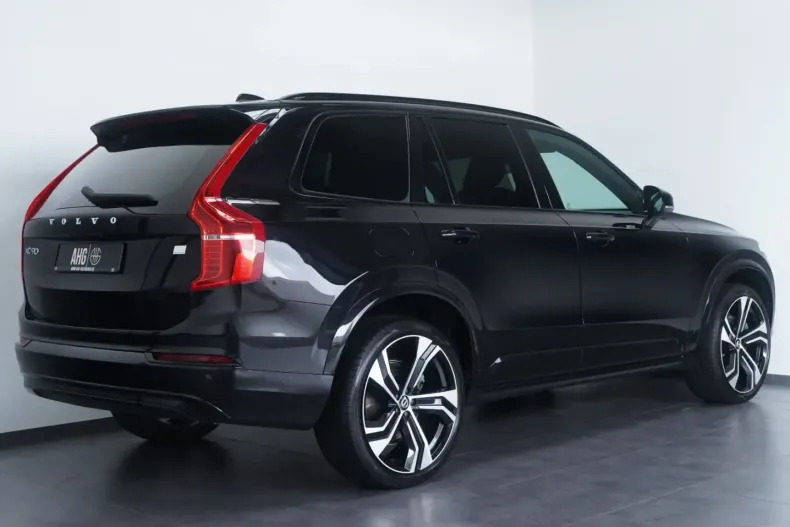 Volvo XC90 din 2022 cu 41.249 km - oferta VOL174306 - foto 4