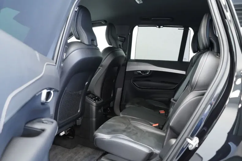 Volvo XC90 din 2022 cu 41.249 km - oferta VOL174306 - foto 15