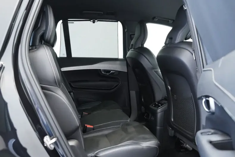 Volvo XC90 din 2022 cu 41.249 km - oferta VOL174306 - foto 16