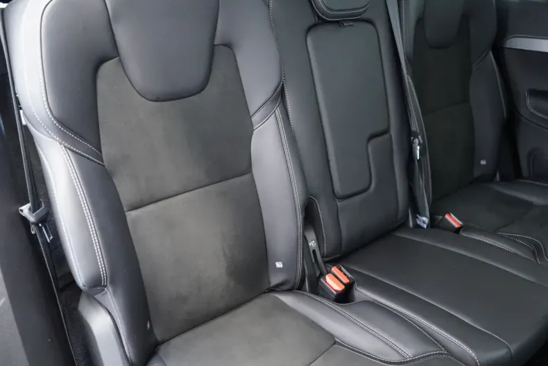 Volvo XC90 din 2022 cu 41.249 km - oferta VOL174306 - foto 18