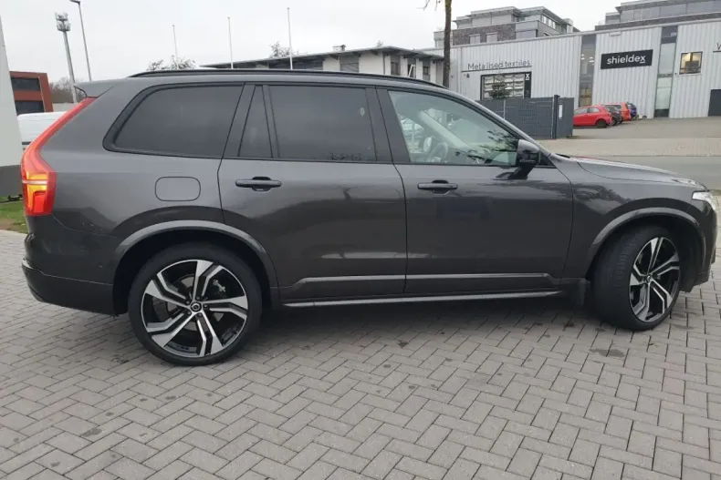 Volvo XC90 din 2022 cu 58.888 km - oferta VOL174308 - foto 10