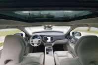Volvo XC90 din 2022 cu 58.888 km - oferta VOL174308 - foto 13