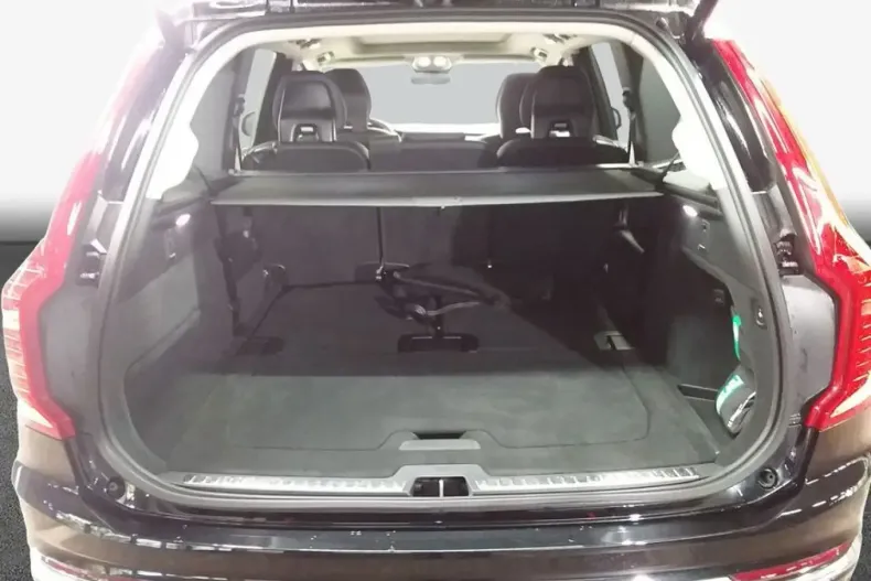 Volvo XC90 din 2024 cu 18.208 km - oferta VOL174310 - foto 8