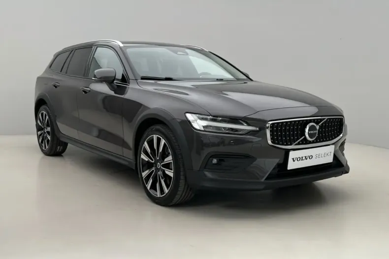 Volvo V60 din 2024 cu 37.511 km - oferta VOL174315 - foto 2