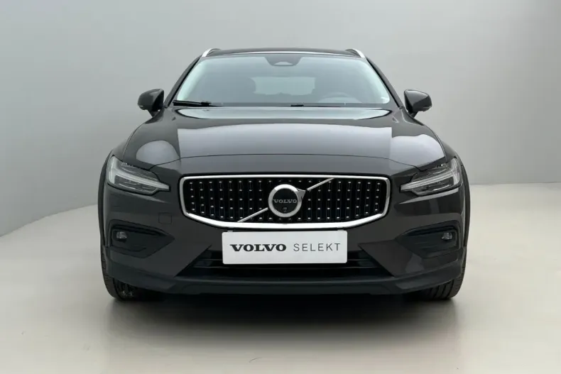 Volvo V60 din 2024 cu 37.511 km - oferta VOL174315 - foto 9