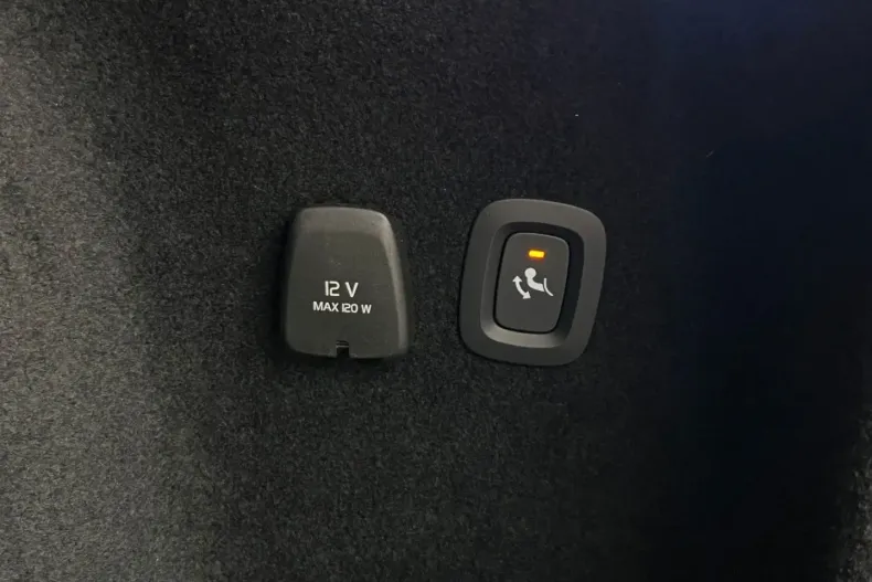 Volvo V60 din 2024 cu 37.511 km - oferta VOL174315 - foto 24