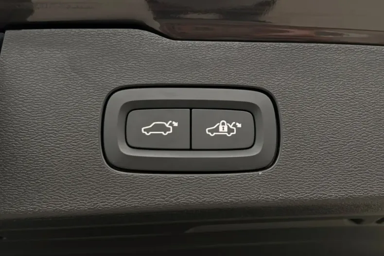 Volvo V60 din 2024 cu 37.511 km - oferta VOL174315 - foto 25