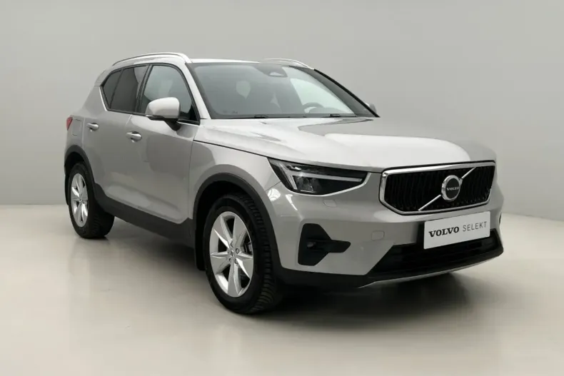 Volvo XC40 din 2023 cu 29.941 km - oferta VOL174316 - foto 3