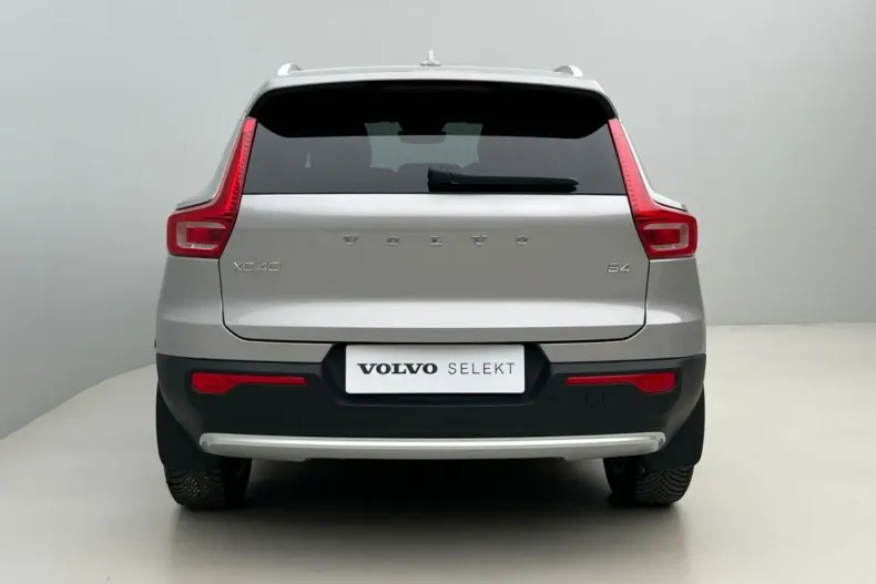 Volvo XC40 din 2023 cu 29.941 km - oferta VOL174316 - foto 23