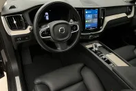 Volvo XC60 din 2022 cu 46.980 km - oferta VOL174318 - foto 3