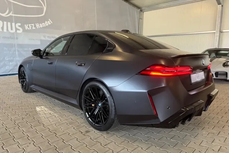 BMW M5 din 2025 cu 7.973 km - oferta BMW174324 - foto 3