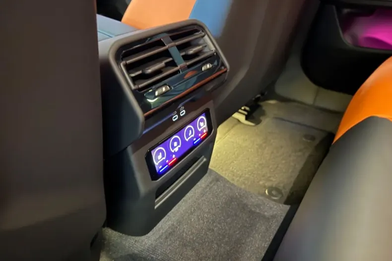 BMW M5 din 2025 cu 7.973 km - oferta BMW174324 - foto 19