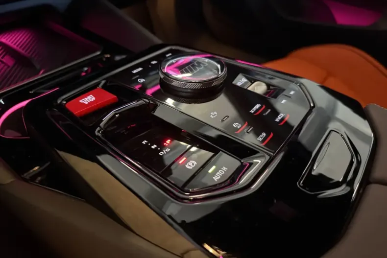 BMW M5 din 2025 cu 7.973 km - oferta BMW174324 - foto 20