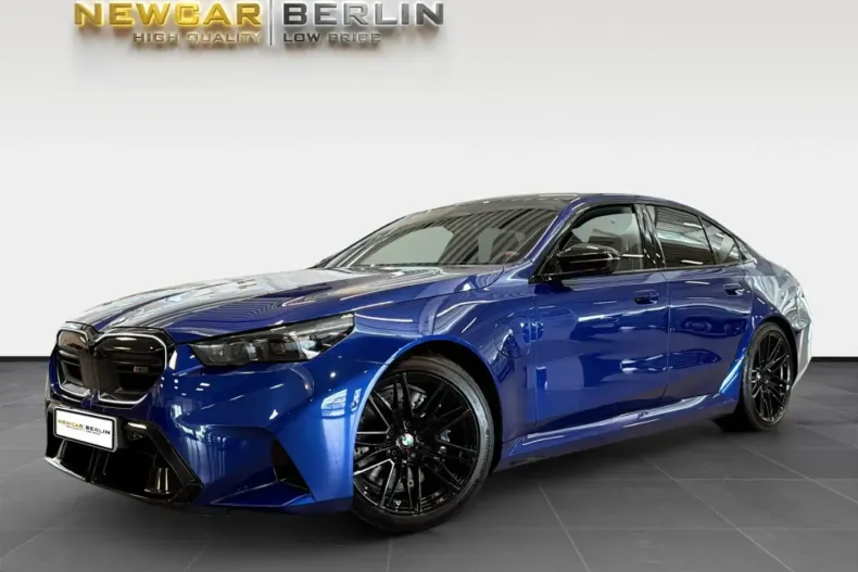BMW M5 din 2025 cu 8.800 km - oferta BMW174327 - foto 1