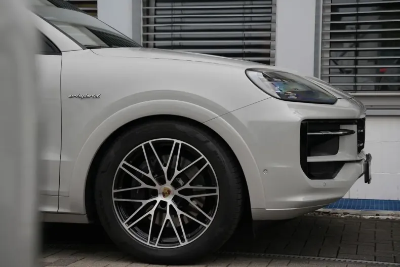 Porsche Cayenne din 2024 cu 16.000 km - oferta POR174331 - foto 13