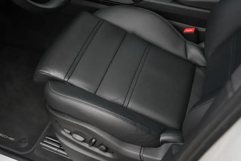 Porsche Cayenne din 2024 cu 16.000 km - oferta POR174331 - foto 21