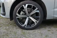 Volvo XC60 din 2023 cu 17.588 km - oferta VOL174333 - foto 3