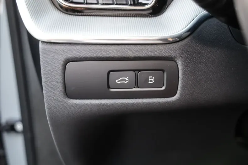 Volvo XC60 din 2023 cu 17.588 km - oferta VOL174333 - foto 11