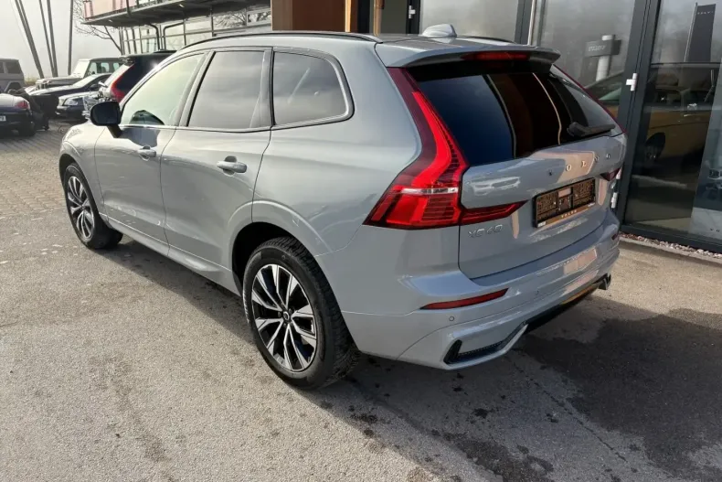 Volvo XC60 din 2023 cu 32.500 km - oferta VOL174335 - foto 4