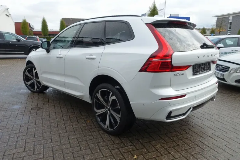 Volvo XC60 din 2025 cu 28.920 km - oferta VOL174336 - foto 4