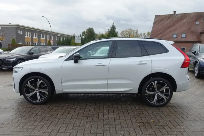 Volvo XC60 din 2025 cu 28.920 km - oferta VOL174336 - foto 7