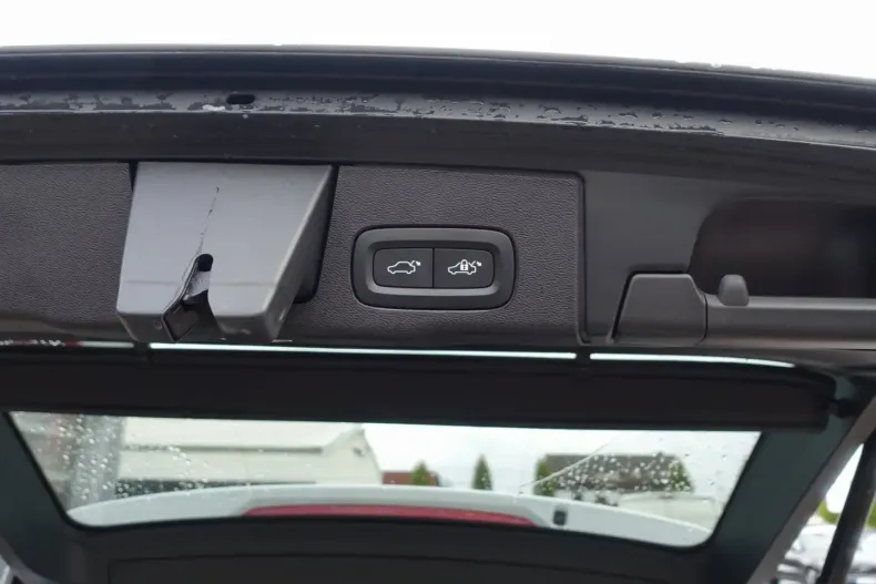 Volvo XC60 din 2025 cu 28.920 km - oferta VOL174336 - foto 25