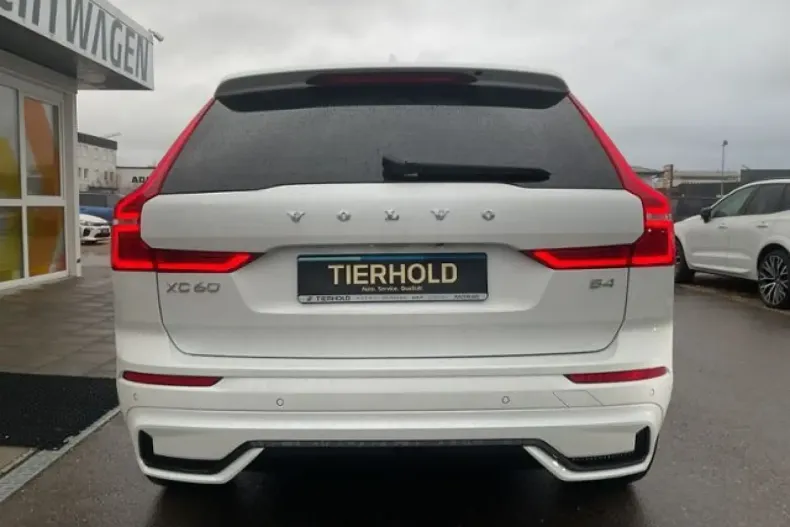 Volvo XC60 din 2024 cu 12.800 km - oferta VOL174337 - foto 6