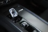 Volvo XC60 din 2022 cu 22.470 km - oferta VOL174339 - foto 14