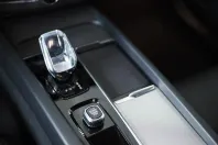 Volvo XC60 din 2022 cu 22.470 km - oferta VOL174339 - foto 15