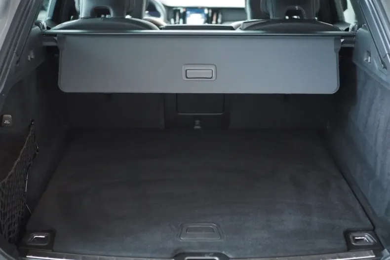 Volvo XC60 din 2022 cu 22.470 km - oferta VOL174339 - foto 23