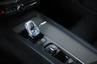 Volvo XC60 din 2024 cu 17.100 km - oferta VOL174340 - foto 11