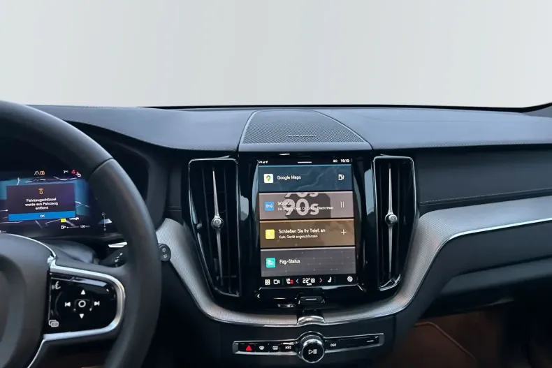 Volvo XC60 din 2023 cu 38.000 km - oferta VOL174341 - foto 11