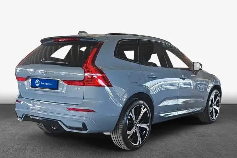 Volvo XC60 din 2023 cu 11.528 km - oferta VOL174343 - foto 2