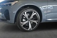 Volvo XC60 din 2023 cu 11.528 km - oferta VOL174343 - foto 5