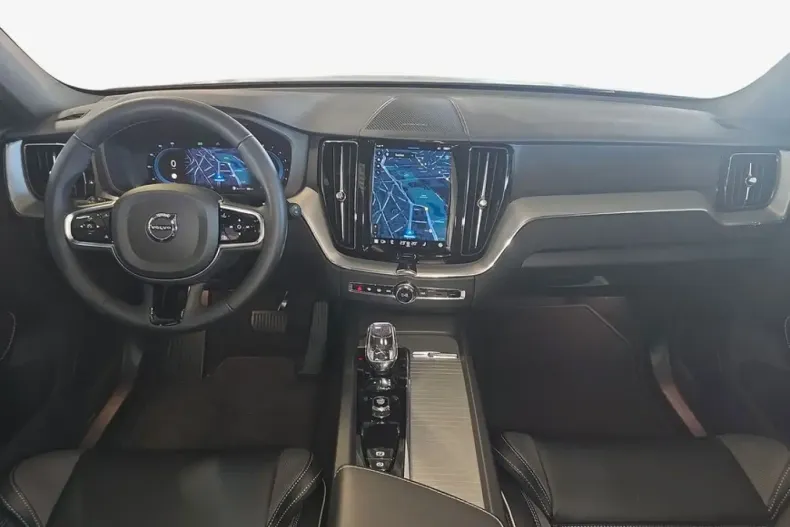 Volvo XC60 din 2023 cu 11.528 km - oferta VOL174343 - foto 9