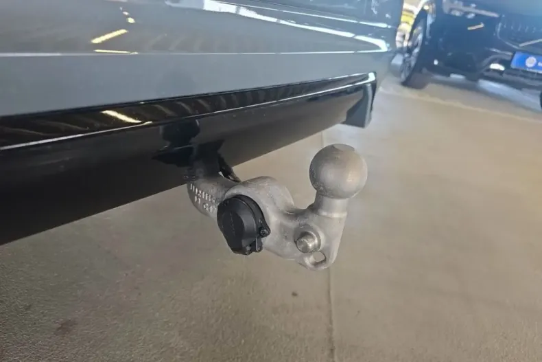 Volvo XC60 din 2023 cu 11.528 km - oferta VOL174343 - foto 14