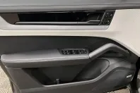 Porsche Cayenne din 2024 cu 9.050 km - oferta POR174366 - foto 17