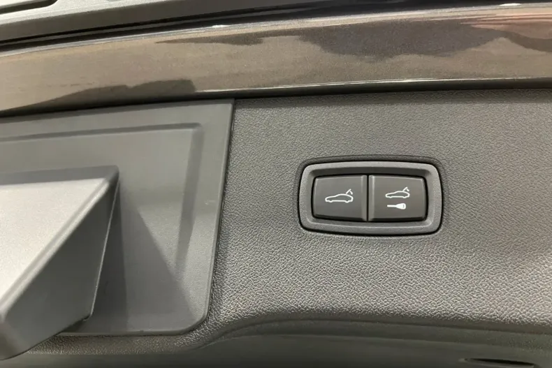 Porsche Cayenne din 2024 cu 9.050 km - oferta POR174366 - foto 25