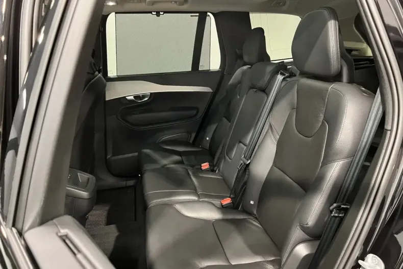 Volvo XC90 din 2023 cu 32.000 km - oferta VOL174368 - foto 11