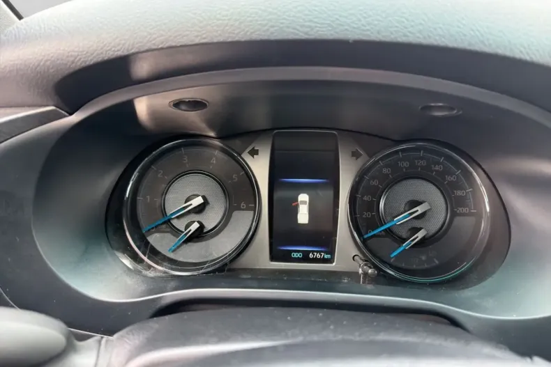 Toyota Hilux din 2025 cu 6.765 km - oferta TOY174369 - foto 11