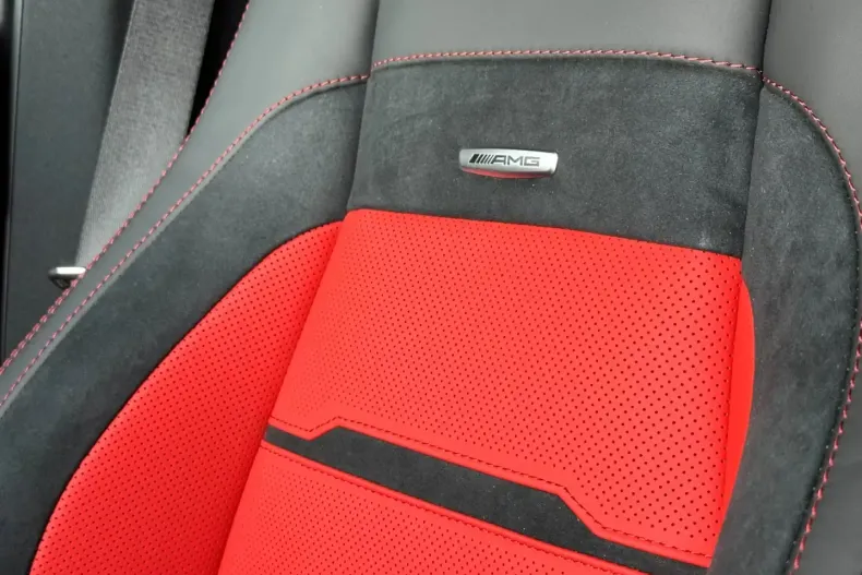 Mercedes-Benz GLE 63 AMG din 2026 cu 20 km - oferta MER174373 - foto 16