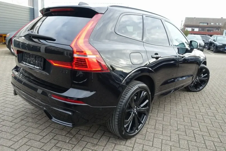 Volvo XC60 din 2025 cu 22.330 km - oferta VOL174381 - foto 2