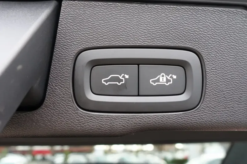 Volvo XC60 din 2025 cu 22.330 km - oferta VOL174381 - foto 14