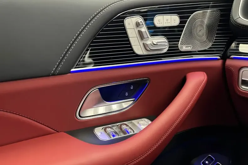 Mercedes-Benz GLE 53 AMG din 2026 cu 35 km - oferta MER174392 - foto 24