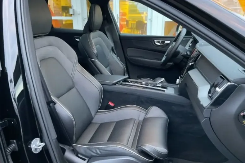 Volvo XC60 din 2022 cu 48.000 km - oferta VOL174393 - foto 15