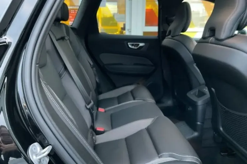 Volvo XC60 din 2022 cu 48.000 km - oferta VOL174393 - foto 16