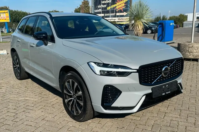 Volvo XC60 din 2024 cu 9.000 km - oferta VOL174397 - foto 2