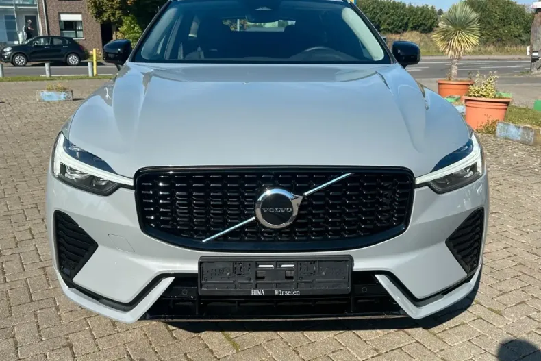 Volvo XC60 din 2024 cu 9.000 km - oferta VOL174397 - foto 3