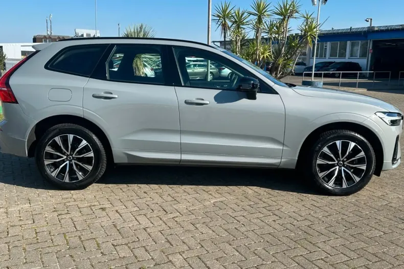 Volvo XC60 din 2024 cu 9.000 km - oferta VOL174397 - foto 4